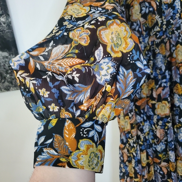 Lucky Brand Black Floral Maxi Dress Size Large Sheer Sleeves Teired V-Neck - Picture 2 of 12